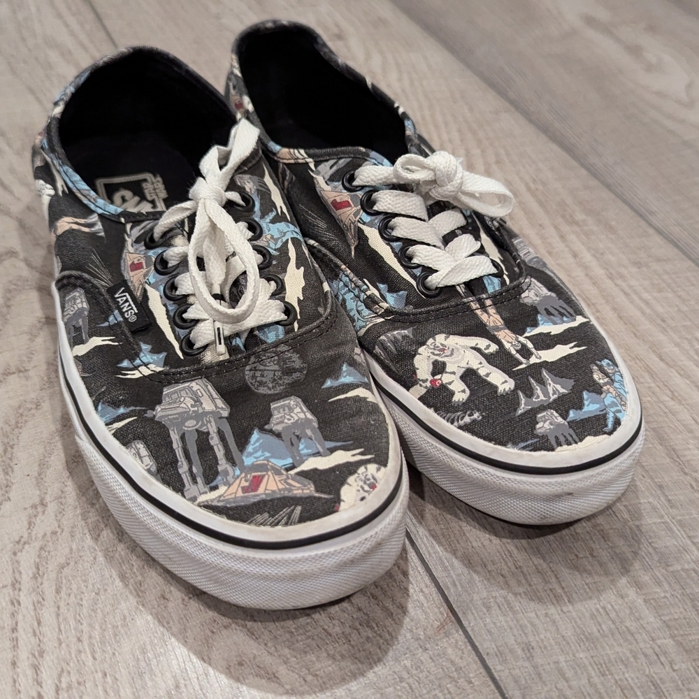 Star Wars VANS men's 6.5, women's 8